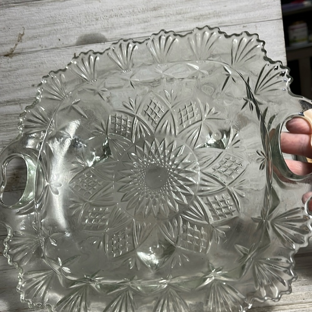 Vintage Pasari Indonesia - Clear Glass 9" Square Footed Candy Dish - Sunflower